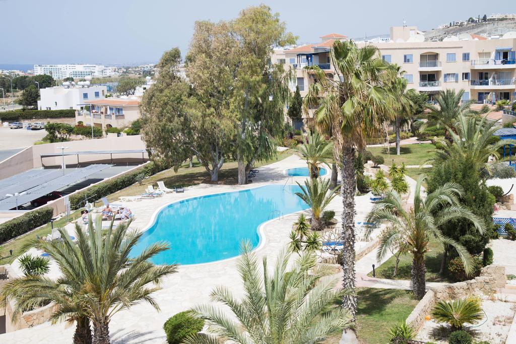 King'S Palace Apartment Pafos Exterior foto