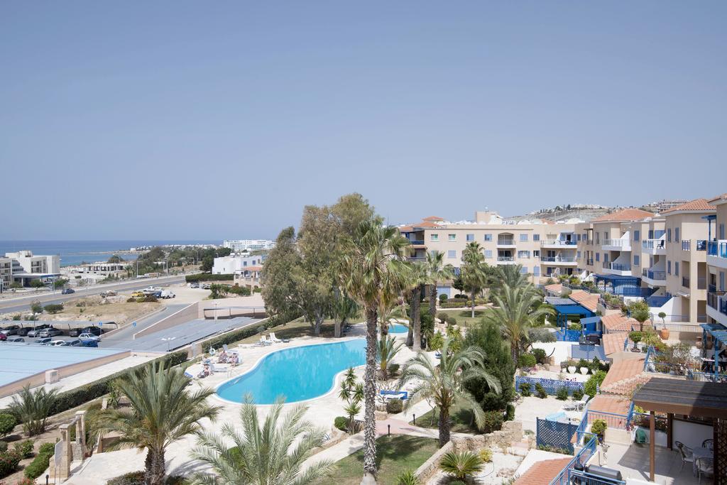 King'S Palace Apartment Pafos Exterior foto