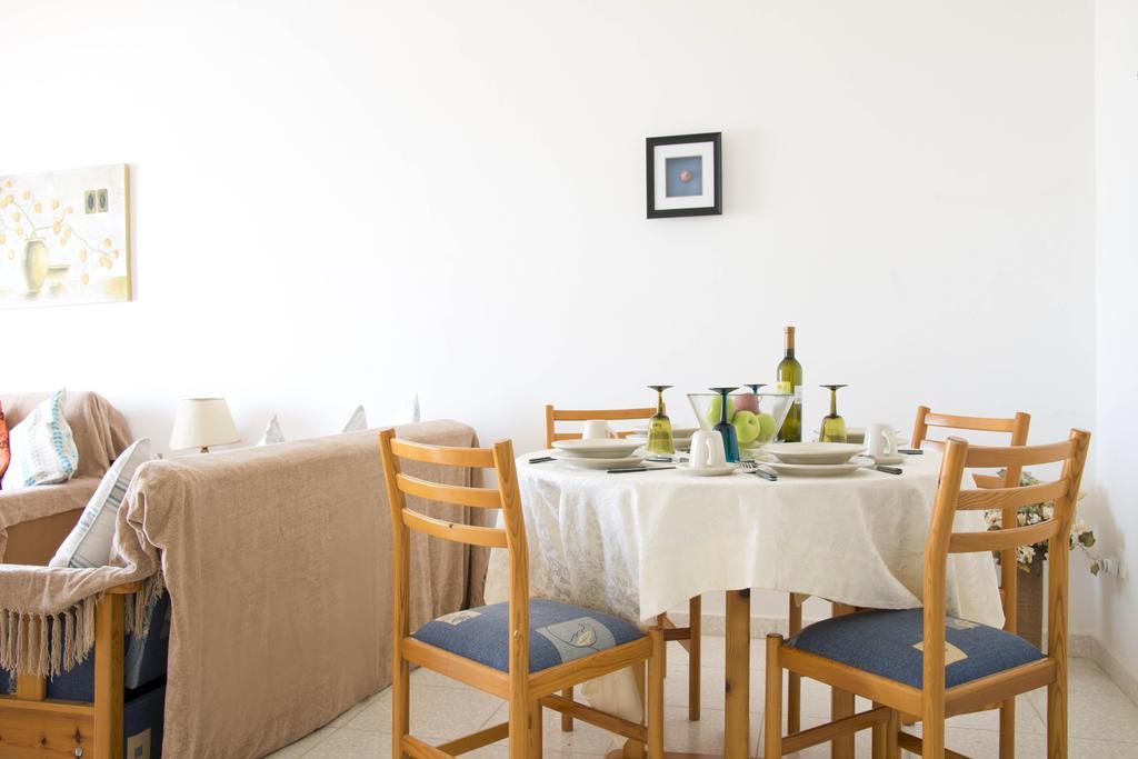 King'S Palace Apartment Pafos Exterior foto